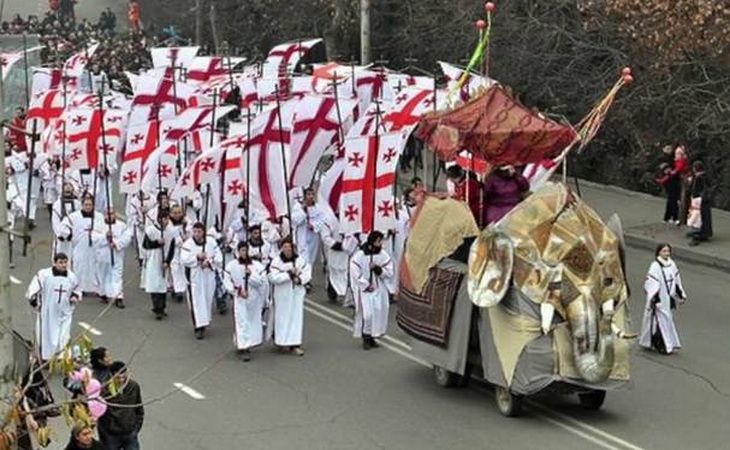 Рождественские туры из Узбекистана: где и как празднуют Рождество в разных странах
